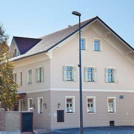 Veganfresh Otel Medvode Dış mekan fotoğraf