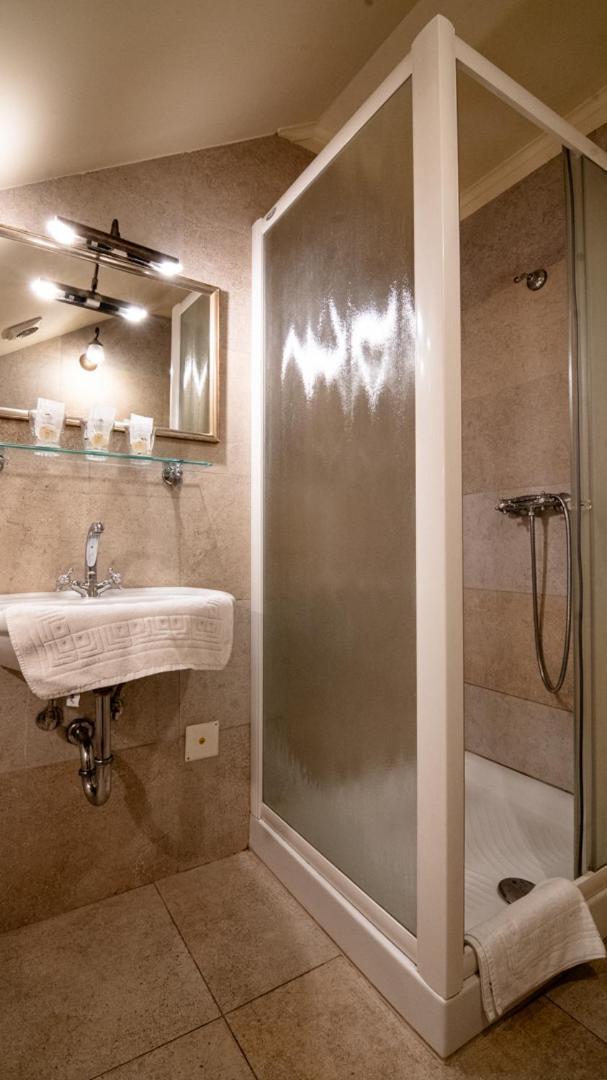 Veganfresh Otel Medvode Dış mekan fotoğraf