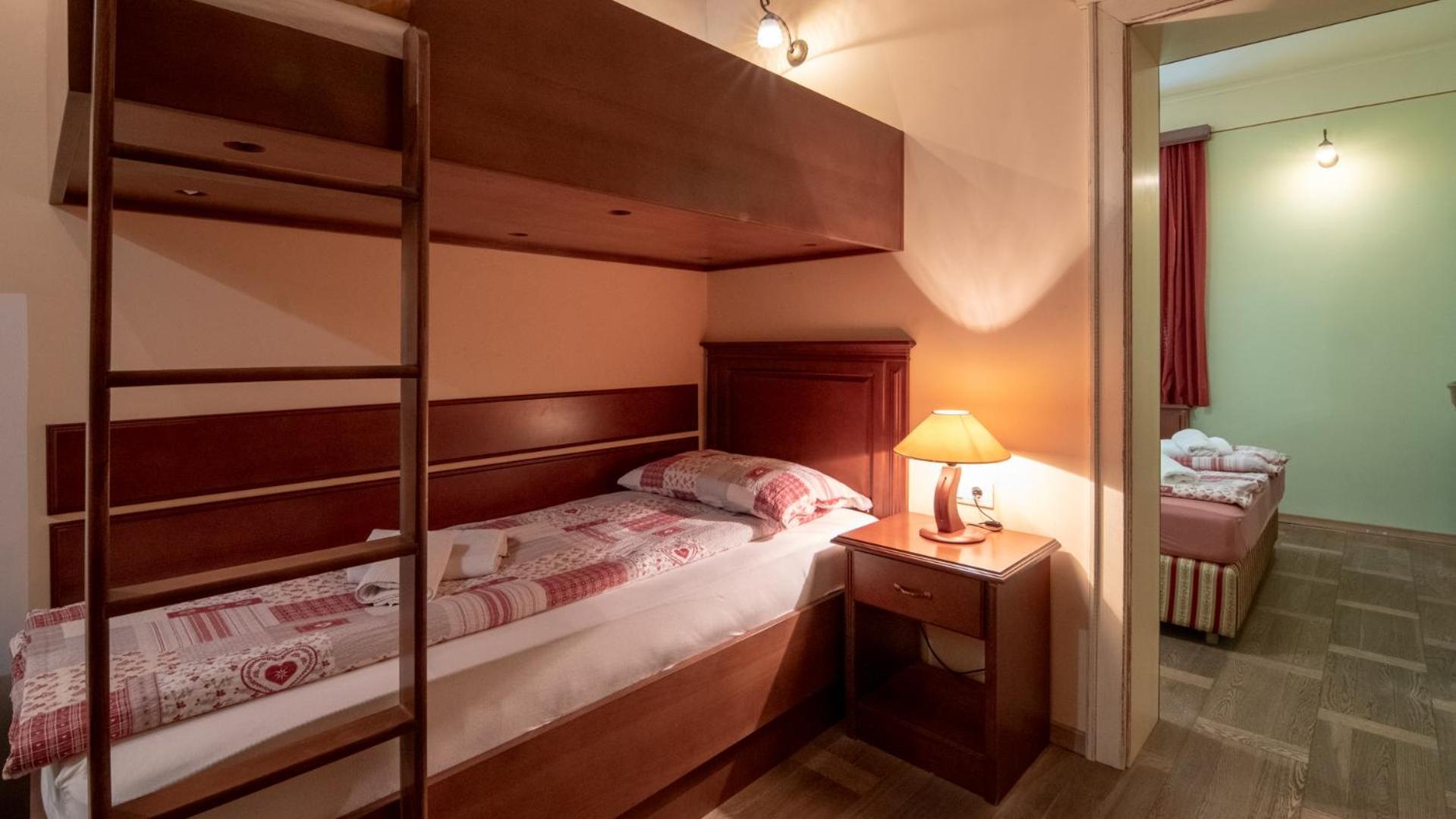 Veganfresh Otel Medvode Dış mekan fotoğraf