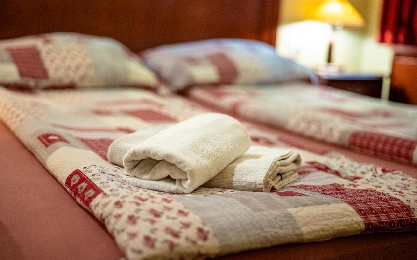 Veganfresh Otel Medvode Dış mekan fotoğraf