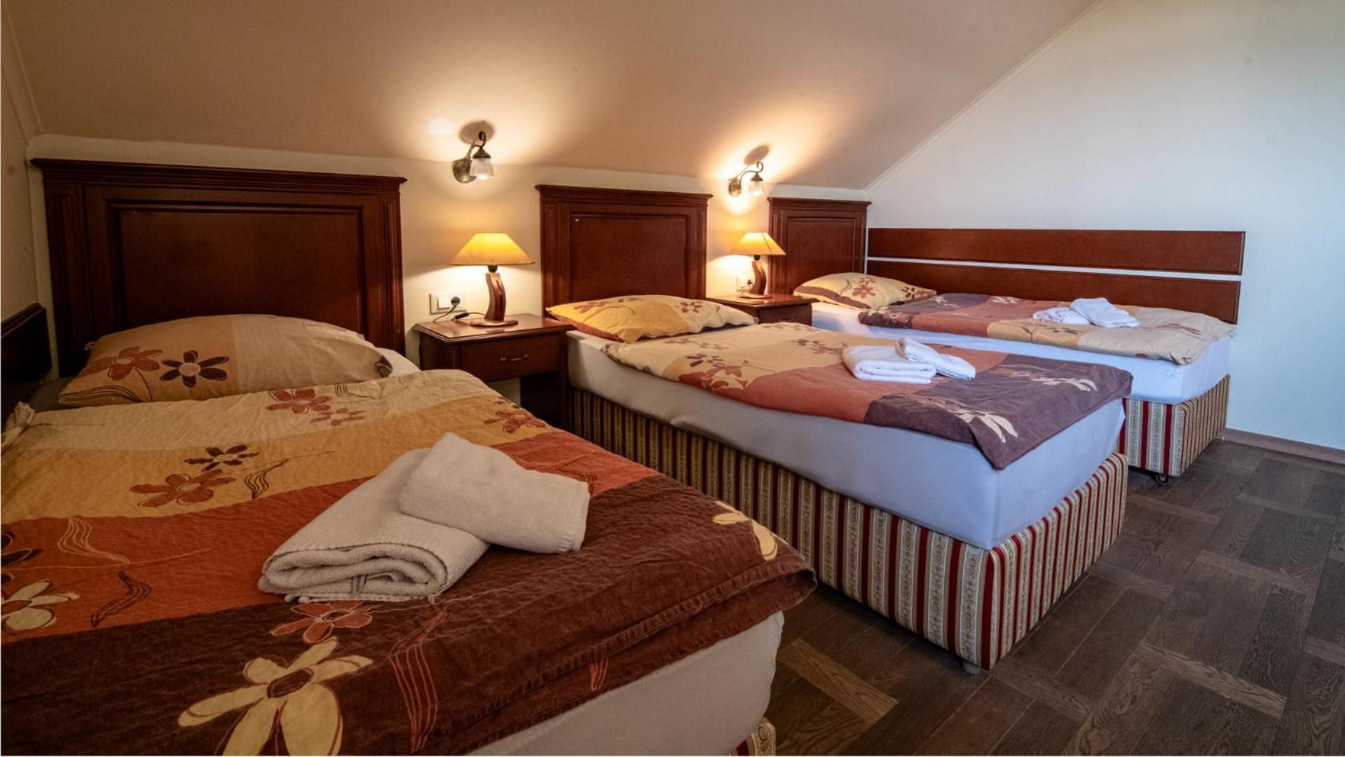 Veganfresh Otel Medvode Dış mekan fotoğraf