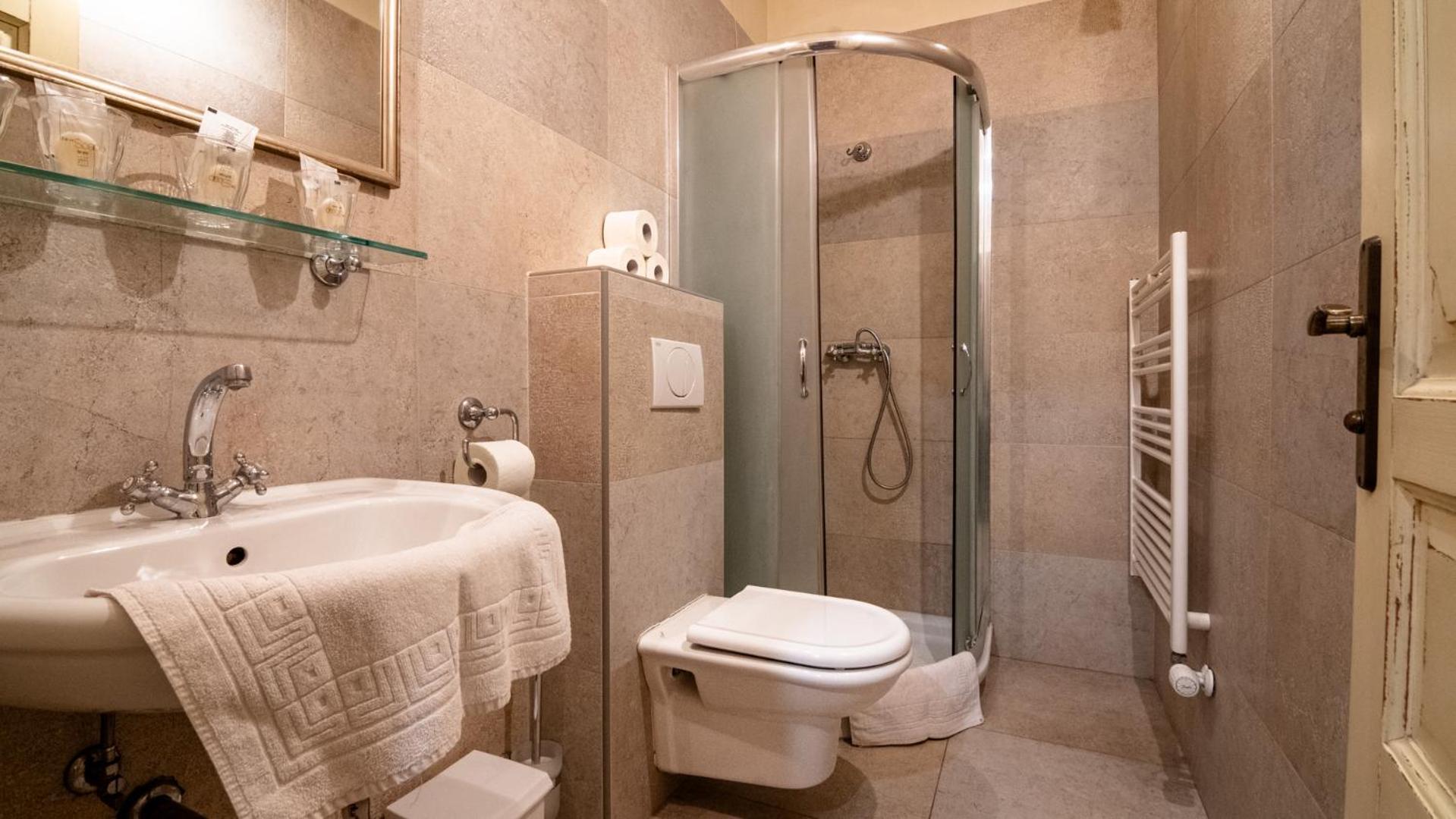 Veganfresh Otel Medvode Dış mekan fotoğraf